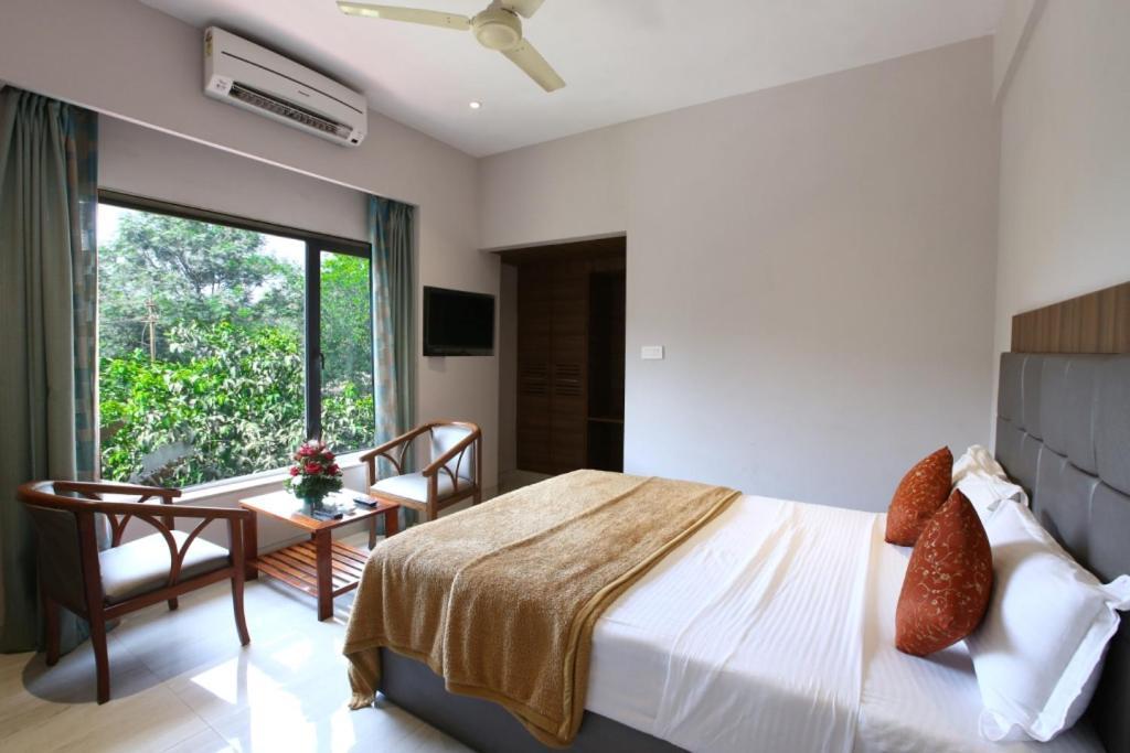 Lake View Resort Lonavala Exterior photo