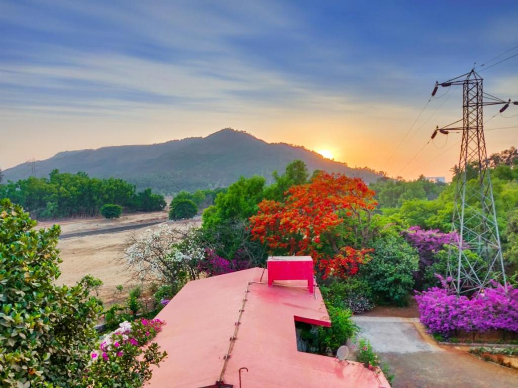 Lake View Resort Lonavala Exterior photo