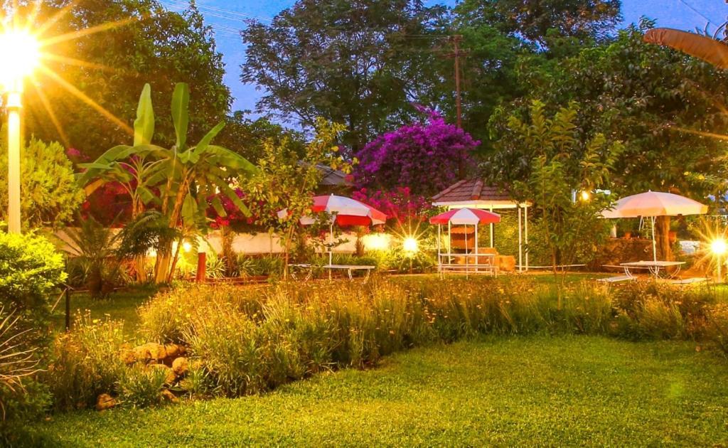 Lake View Resort Lonavala Exterior photo