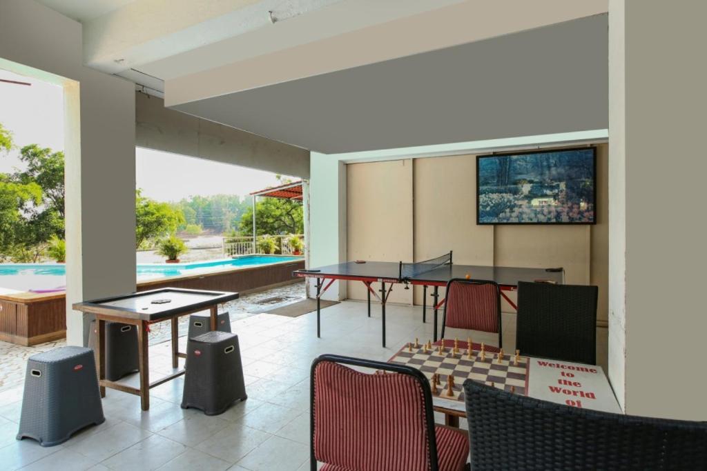Lake View Resort Lonavala Exterior photo