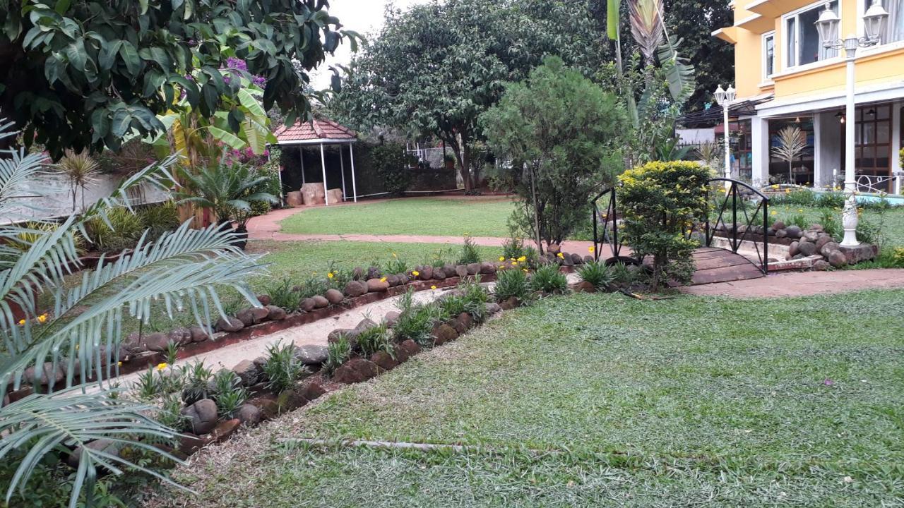 Lake View Resort Lonavala Exterior photo